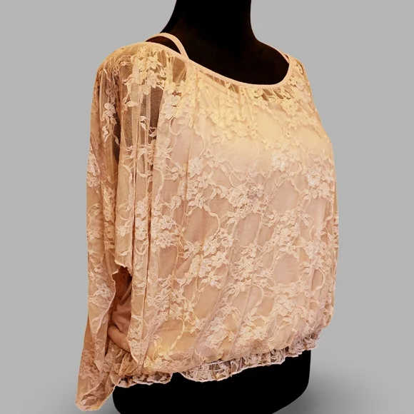 True Vintage 80s Lace Floral Sheer Bubble Blouse 3/4 Flared Sleeve What a Find! - Picture 3 of 10
